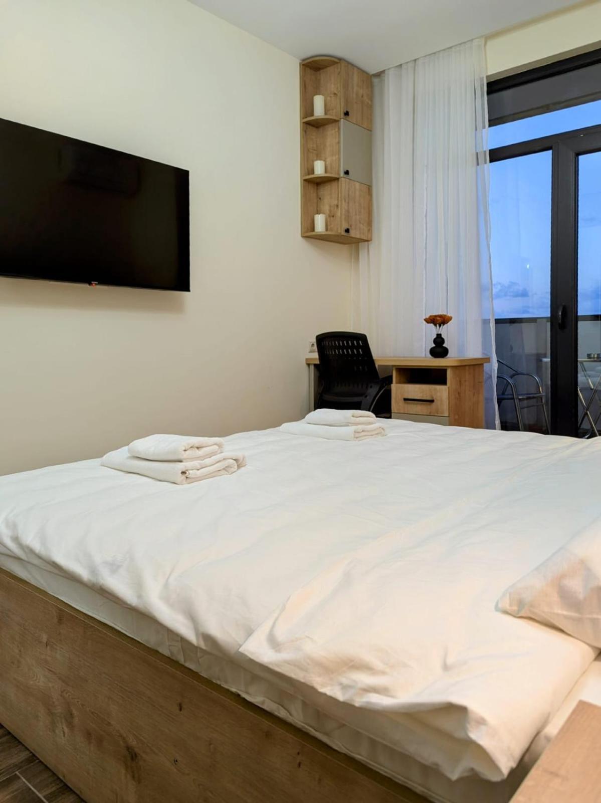 Intourist Residence Premium Studio Батумі Екстер'єр фото